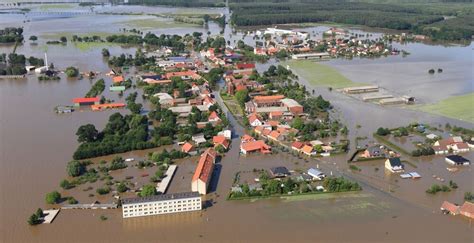 Hochwasser Hat Sachsen Anhalt Im Griff B Z Berlin