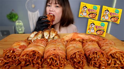 Kimchi Wrapped Nuclear Samyang Fire Noodle And Dumpling Mukbang Youtube