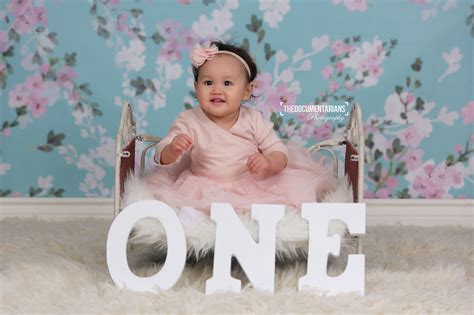 1st birthday photography session by the documentarians photography birthday photography