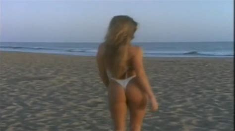 Melinda Armstrong Nua Em Bikini Summer