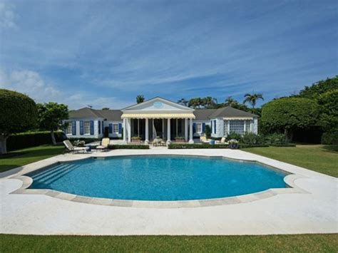 House Of The Day New York Philanthropist Sells Palm Beach Estate For