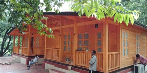 Frame Based Contemporary Pine Wood Home Prefabricated Timber Houses पूर्वनिर्मित लकड़ी का घर
