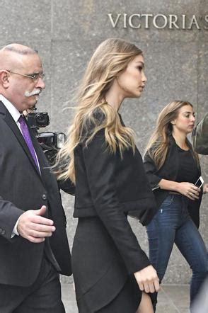 Zobacz, co sylwia wysocka (swysocka) odkrył(a) na pintereście — największej na świecie kolekcji pomysłów. American Music Awards 2016: Gigi Hadid poprowadzi galę ...