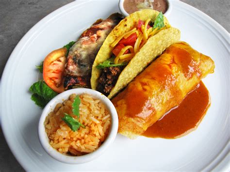 A quintessential mexican dish, pork loin is marinated in a savory and aromatic chipotle chile, vinegar, and fresh pineapple sauce, and then grilled and coarsely chopped. Interesting Mexican Cuisine Facts, History - Mexican ...