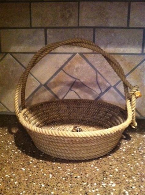 Rope Basket With Handle Lariat Rope Crafts Rope Crafts Rope Crafts Diy