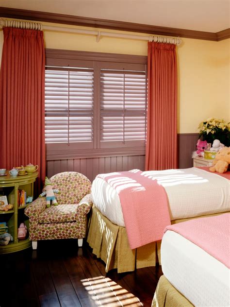 Girls Bedroom With Twin Beds Hgtv