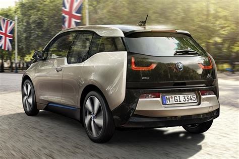 Carbyr.uk/24tog1f watch our latest video: 2014 BMW i3: New Car Review - Autotrader