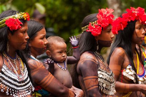 Emberá Women And Child By Johnathan H Lee The Indigenous Emberá People