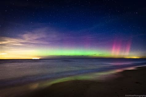 Aurora Borealis Over Lake Michigan Best Viewed On Black 5d Flickr