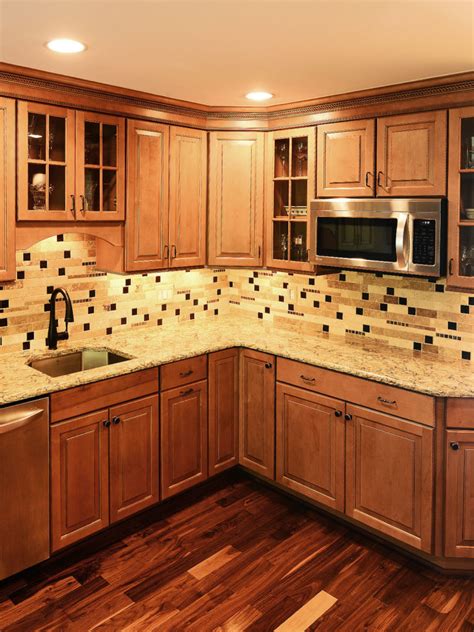 Light ivory travertine kitchen subway backsplash tile backsplash com. 103+ Travertine Backsplash Ideas (Top Trend Tile Designs!)