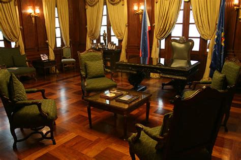 Pangulo ng pilipinas, informally referred to as presidente ng pilipinas) is the head of state and the head of government of the philippines. Quezon Room, Malacanang Palace | Flickr - Photo Sharing!