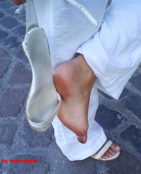 Feet Shots 039 Spanish Girl My New Youtube Kwick Me Amf4 Fcfoto1 Flickr