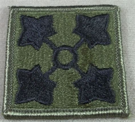 Us Army 4th Infantry Division Subdued Merrowed Edge Patch Ebay