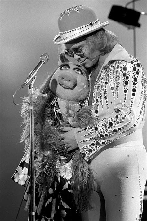 Ej460 Elton John Iconic Images Elton John The Muppet Show Muppets