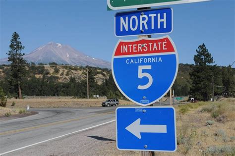 California Interstate 5 Sign Interstate Interstate 5 Highway Signs