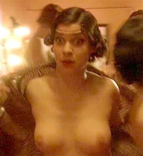 Natalia Tena Nude Boobs And Nipples In Mrs Henderson Presents Free