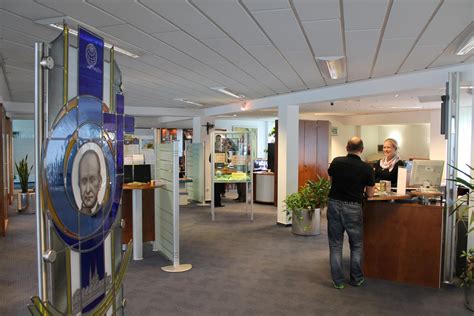 Ethikbank.de is tracked by us since april, 2011. Schalterhalle der Steyler Ethik Bank | Pfarrbriefservice.de