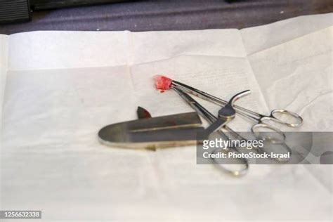 Circumcision Surgery Stockfoto S En Beelden Getty Images