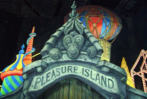 Pleasure Island Entrance From Pinocchio S Daring Journey A Flickr