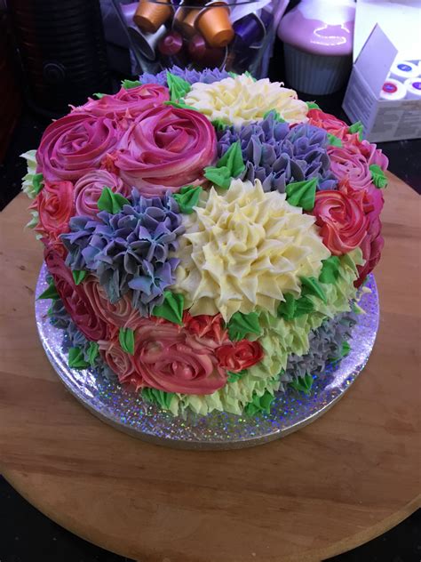 Piped Buttercream Flower Cake Buttercream Flower Cake Floral Cake Cake Decorating Frosting