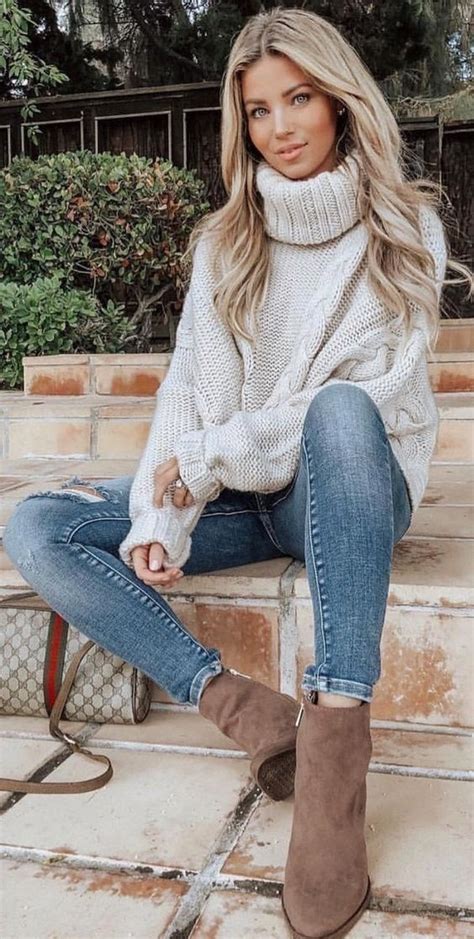 Pin By Shelle 💜 On Pass Along For Fun In 2020 Fall Trends Outfits Fall Fashion Outfits