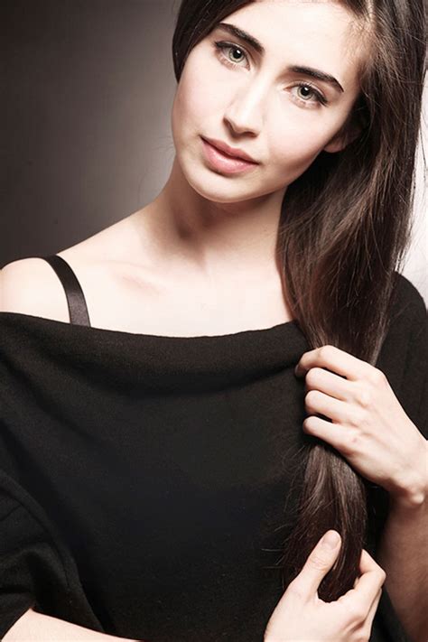 Dilan Gwyn Model Face Woman Face Hair Beauty