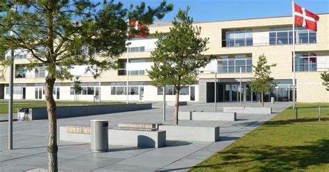 Skolen ønsker å legge til rette for et aktivt og inkluderende miljø. A.P. Møller-Skolen - kessler.krämer Landschaftsarchitekten ...