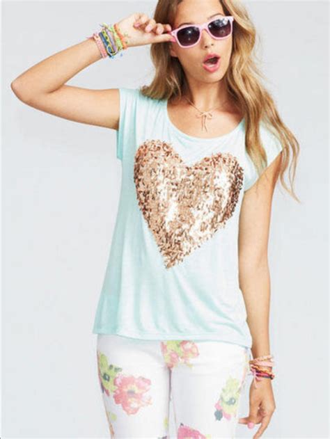 (stylized as delia*s) is a lifestyle brand of apparel & accessories, primarily targeting girls and young women. Delias clothes | madi | Pinterest