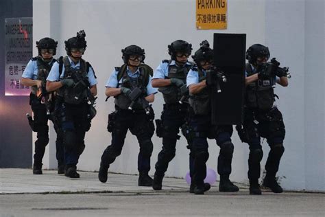 Hk Police Conducts Anti Terror Drill In Downtown Central
