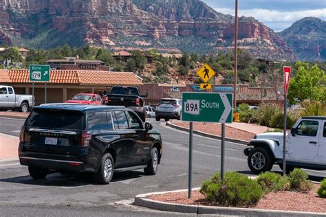 Sedona Opts For Signs Over Lanes At Y Sedona Red Rock News