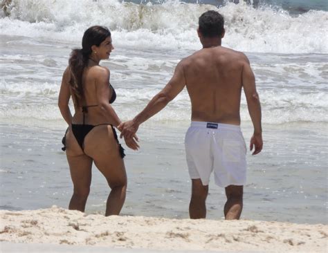 RHONJ S Teresa Giudice Shows Off Curves In Thong Bikini While Making Out With Babefriend Luis