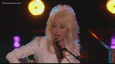 The Buzz Fake Dolly Parton Tiktok Account Upsets Fans Youtube