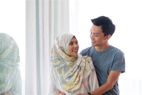 10 Gaya Hubungan Suami Istri Yang Dilarang Agama Islam