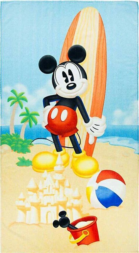 Mickey Enjoying His Day On The Beach Mickey Mouse And Friends Walt