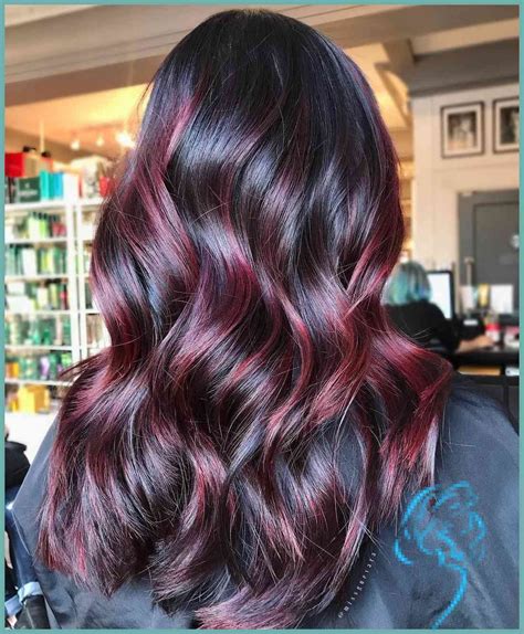 Cranberry Red Is The Sauciest Hair Color Trend Of The Holiday Season