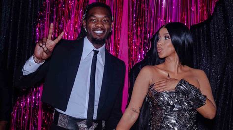 Cardi B Confirms Shes Single After Offset Breakup