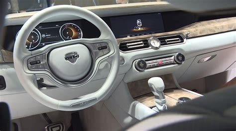 Russias Aurus Luxury Sedan Debuts At Geneva Motor Show