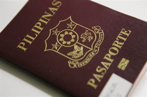 Many malaysians are unaware that passport renewal can be done online. ALAMIN: 61 bansang visa-free para sa may PH passport | ABS ...