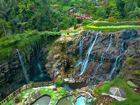 Kopeng treetop adventure park 3. 15 Tempat Wisata di Jawa Tengah yang Wajib Dikunjungi
