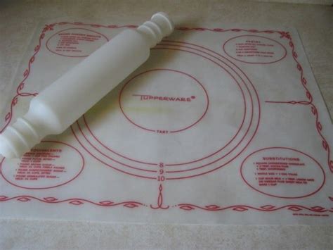 Vintage Tupperware Pastry Mat And Rolling Pin