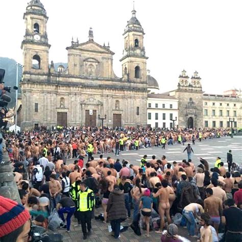 Colombians Went Nude For Photographer Spencer Tunick In Bogota To