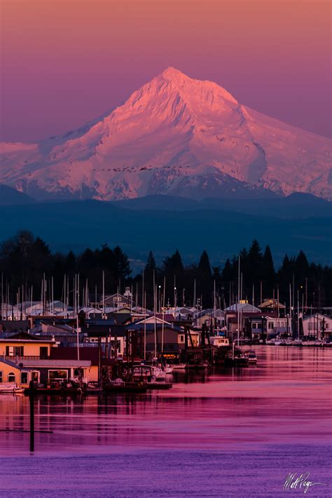 Mount Hood At Sunset Over The Columbia River 2014 Portland Oregon