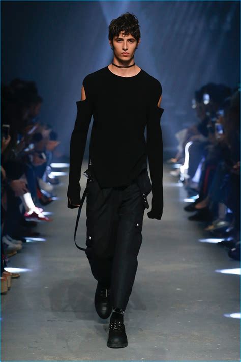 Versace Latest Clothing Men Women Trends Bags Shoes