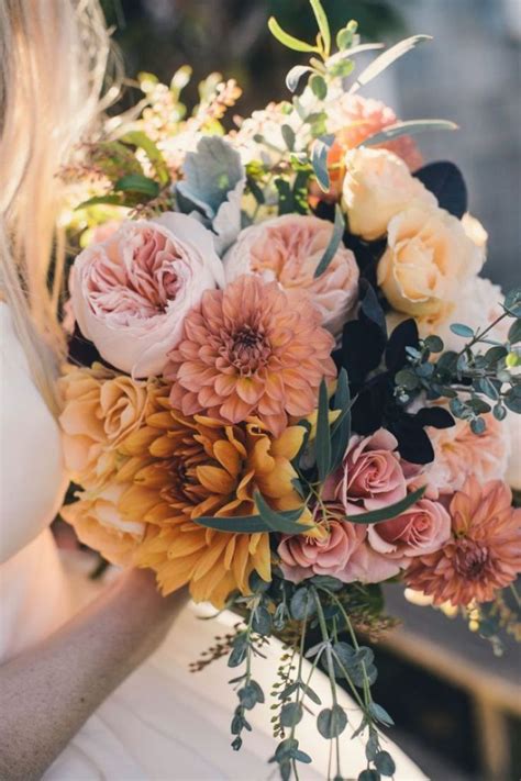 Top 10 Swoon Worthy Wedding Bouquets For Autumn Brides Fall Wedding