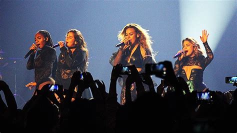A new approach to understanding harmony basics a definition of harmony intervals chords progressions principles of coherence and continuity pitch and interval limitations linear aspects: Fifth Harmony thanks Filipino concertgoers for incredible ...
