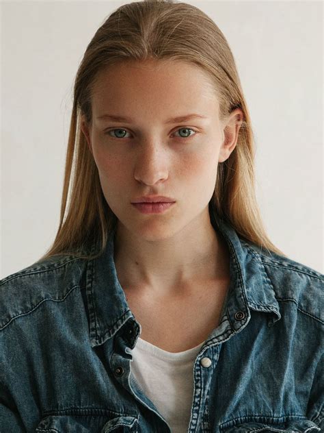 Svetlana Frolóva View Management In 2023 Model Female Models Woman Face