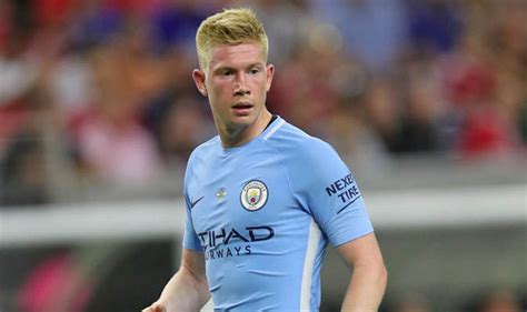 The contract was signed for a fee of £55 million, making it the second most expensive transfer in the history of british like most athletes, kevin de bruyne had a relationship in the past before settling down with his wife. Belgian Footballer Kevin De Bruyne Happily Married To His ...
