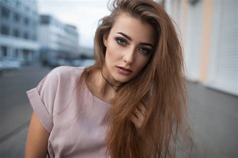 Hintergrundbilder Frau Modell Brünette Lange Haare Grüne Augen Blick Auf Betrachter