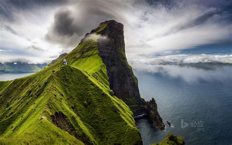 Faroe Islands Kallur Lighthouse On Kalsoy Island 2017 Bing Desktop
