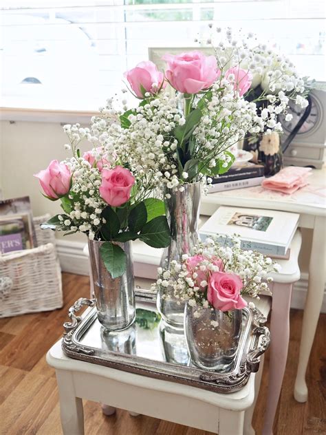 Get the look using items you have around the house and some mirrored spray paint. Mirrored spray paint, Mercury glass effect DIY | The ...